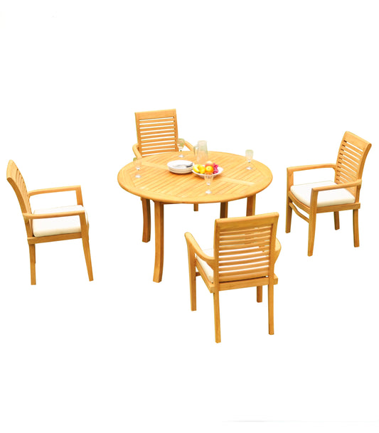 52 Round Table and with 4 Mas Chairs