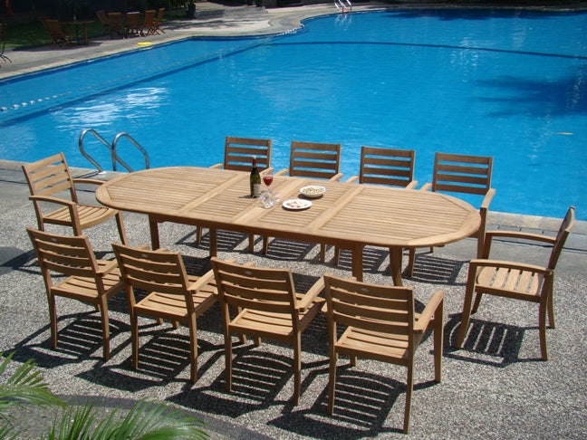 117" Oval Table with Travota Chairs