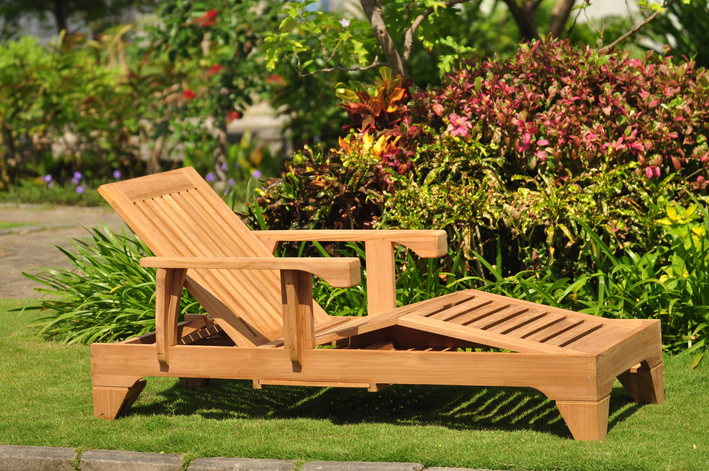 Teak Caranas Chaise Lounger