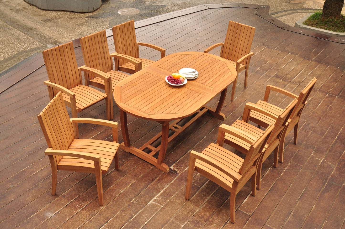 94" Oval Table with Trestle Legs and Goa Chairs