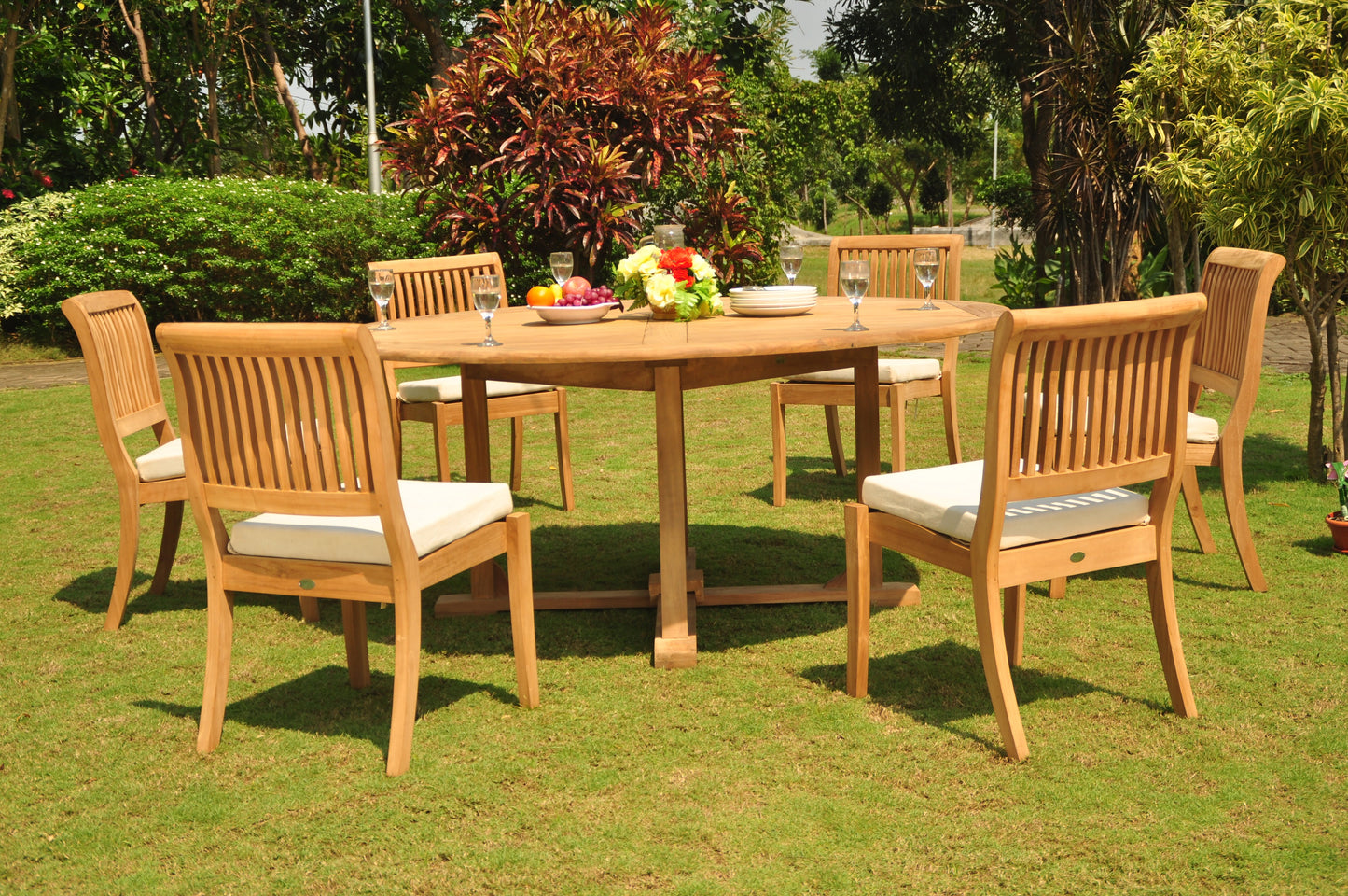 72" Round Table and Arbor Armless Chairs