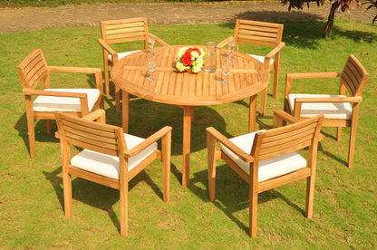 52 Round Table and with 4 Montana Chairs